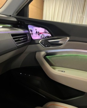 Audi Q8 e-tron 114kWh 408KM 2023 Audi Q8 Sportback e-tron Sportback 55 Salon Polska ASO FV23 R CARS Warszawa, zdjęcie 25