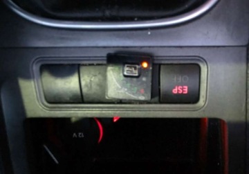 Volkswagen Golf V Hatchback 1.4 i 16V 75KM 2005 Volkswagen Golf Benzynkagaz LPG 1.4 BenzynaLPG 75KM, zdjęcie 15