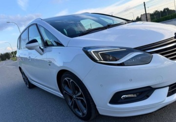Opel Zafira C Tourer 2.0 CDTi 170KM 2016 Opel Zafira OPC LINE ELITE 2.0CDTi 170ps AutoMat FullLed MartwePole Radar, zdjęcie 18