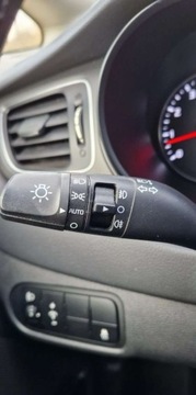 Kia Carens IV Minivan 1.6 GDI 135KM 2014 Kia Carens GDI Niski Przebieg LED Grzana Kiera Klima Tempomat 1.6 Benzyna, zdjęcie 21