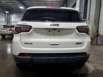Jeep Compass II 2018 Jeep Compass 2018r., Latitude, 2.4L, od ubezpieczalni 2.4 Benzyna 182KM, zdjęcie 5