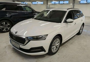Skoda Octavia IV Kombi 2.0 TDI 115KM 2023 Skoda Octavia Automat DSG Kamera Parktronic Led Navi Tempomat FV23