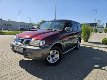 Nissan Terrano II 2004
