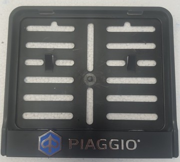 RAMKA REJESTRACYJNA MOTOCYKLOWA MOTOROWA PIAGGIO 3D