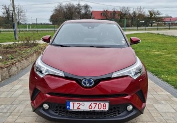 Toyota C-HR I Crossover 1.8 Hybrid 122KM 2018 Toyota C-HR Toyota C-HR 1.8 Hybryda 122KM, zdjęcie 2