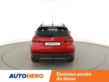 Peugeot 2008 I SUV Facelifting 1.2 PureTech 110KM 2018 Peugeot 2008 GT-Line automat panorama navi PDC, zdjęcie 5