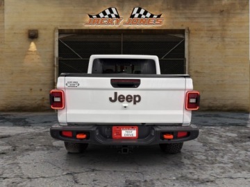 Jeep Gladiator 2024 Jeep Gladiator Mojave X 2024 3.6 Benzyna 285KM, zdjęcie 3