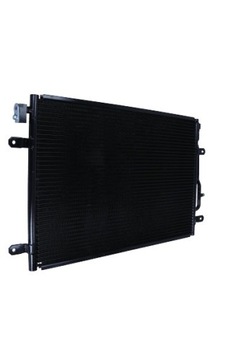 AC848240 KONDENZÁTOR KLIMATIZACE VW A4 04- MAXGEAR