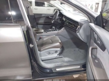 Audi Q8 2019 Audi Q8 2019 r., 3,0L 55 PREMIUM 3.0 Benzyna 335KM, zdjęcie 8