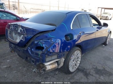 Mercedes 2021 Mercedes-Benz Klasa C 2021r, C 300, 2.0L 2.0 Benzyna 255KM, zdjęcie 4