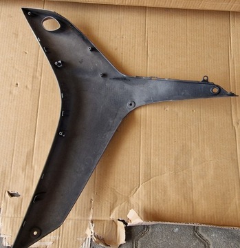 HONDA CBR 600RR PC40 07-12 WYPEŁNIENIE OWIEWKA PRAWA