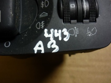 AUDI A3 8P PŘEPÍNAČ SVĚTEL