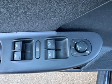 Volkswagen Passat B6 Variant 2.0 TDI-CR DPF 110KM 2010 Volkswagen Passat 2.0 TDI CR/Bogata wersja/HAK/, zdjęcie 10