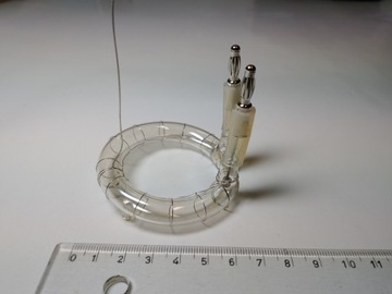 Студийная вспышка Quadralite 300 Move X