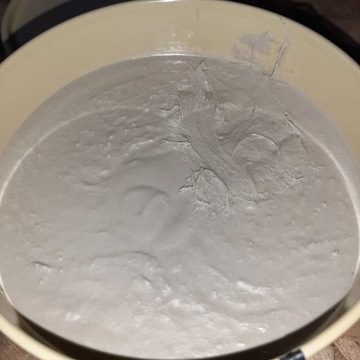 Короткая стекловолоконная шпаклевка Ixell Renault.