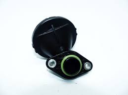 smok oleju 2.0 tfsi cym 06l115251s
