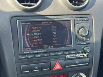 Audi A3 8P Hatchback 3d 3.2 VR6 250KM 2005 Audi A3 3-drzwiowe A3 3.2 VR6 DSG Quattro, zdjęcie 19