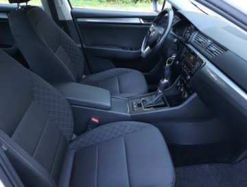 Skoda Superb III Liftback Facelifting 1.5 TSI 150KM 2019 Skoda Superb 1.5 TSI, Salon Polska, Automat, zdjęcie 8