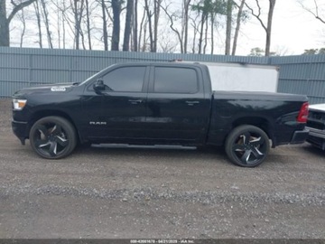  RAM 1500 2024r., 3.6l, od ubezpieczalni 3.6 Benzyna 305KM, zdjęcie 3