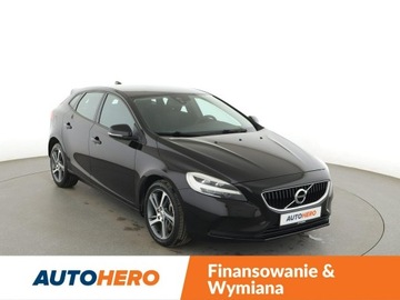 Volvo V40 II Hatchback Facelifting 2.0 D3 150KM 2018 Volvo V40 Automat navi klima auto czujniki, zdjęcie 9