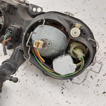 JAGUAR X-TYPE SVĚTLO PRAVÁ PŘEDNÍ ČOČKA HELLA