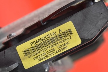 SKRZYNKA BEZPIECZNIKÓW P04692028AH CHRYSLER 300 C 1 I 3.5 V6 249 KM 04-10