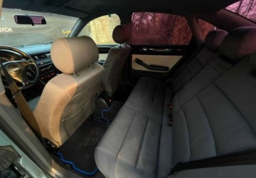Audi A6 C5 Sedan 2.5 V6 TDI 150KM 1998 Audi A6 Limousine Audi A6 C5 2.5 TDI V6 PODGRZEWANE FOTELE Opony Zimowe, zdjęcie 7