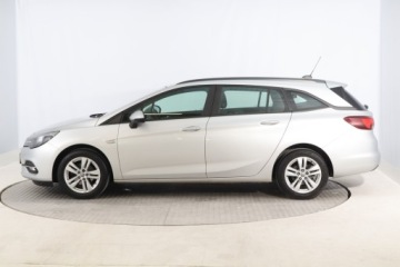 Opel Astra K Sportstourer Facelifting 1.2 Turbo 110KM 2020 Opel Astra 1.2 Turbo, Salon Polska, Serwis ASO, zdjęcie 2