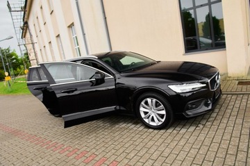 Volvo V60 II  Kombi 2.0 D3 150KM 2020 PIĘKNE V60 MOMENTUM PRO __ KUBEŁKOWE FOTELE, zdjęcie 18