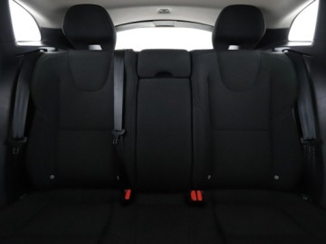 Volvo V40 II Hatchback Facelifting 2.0 D2 120KM 2017 Volvo V40 2.0D Klimatyzacja Tempomat Elektryka, zdjęcie 17