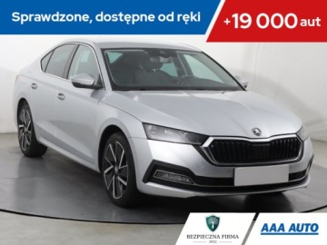 Skoda Octavia III Liftback Facelifting 1.5 TSI ACT 150KM 2020 Skoda Octavia 1.5 TSI, Salon Polska, Navi, Klima