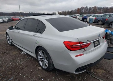 BMW 2017 BMW-ALPINA B7 2017 BMW ALPINA B7 XDRIVE, 4.4L, od ubezpieczalni 4.4 Benzyna, zdjęcie 2
