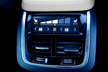 Volvo XC90 II SUV Plug-In 2.0 T8  455KM 2023 Volvo XC 90 RECHARGE panorama FUL LED 7-os SKÓRA, zdjęcie 27