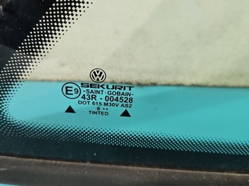 SKLO (OKNO) KAROSERIE ZADNÍ PRAVÁ VW NEW BEETLE 98-10 HB