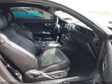 Ford Mustang VI Mach 1 5.0 Ti-VCT 460KM 2021 Ford Mustang GT Premium Fastback 2021 5.0l 5.0 Benzyna 460KM, zdjęcie 9