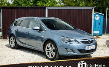 Opel Astra J Sports Tourer 1.4 Turbo ECOTEC 140KM 2011 Opel Astra 1.4T 140KM Led Xenon PDC Climatronic serwis ASO Alu 1.4 Benzyna, zdjęcie 1