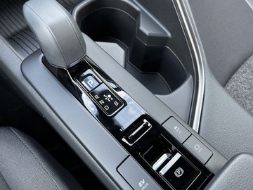 Toyota C-HR II SUV 1.8 Hybrid 140KM 2025 Od ręki - Comfort 1.8 Hybrid 140KM | Tempomat adaptacyjny!, zdjęcie 13