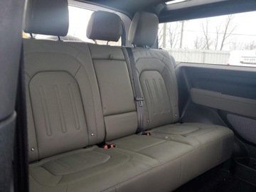 Land Rover Defender IV (L663) 2021 Land Rover Defender 90 S 2021 2.0l 2.0 Benzyna 296KM, zdjęcie 9