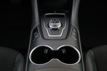 Ford Mondeo V Liftback Facelifting 2.0 EcoBlue 190KM 2019 Ford Mondeo 2.0 EcoBlue, Salon Polska, 187 KM, zdjęcie 15