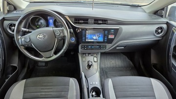 Toyota Auris II Hatchback 5d Facelifting 1.8 Hybrid 136KM 2018 Toyota Auris 1.8 HSD136KM Bardzo dobry Vat 23%, zdjęcie 14