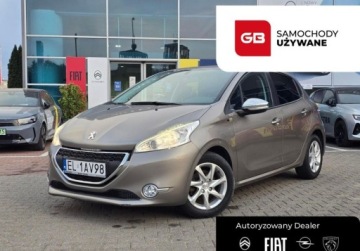 Peugeot 208 I Hatchback 3d 1.2 VTI 82KM 2014 Peugeot 208 1,2 82KM - Active - salon PL, bezwypadkowy 1.2 Benzyna 82KM, zdjęcie 1