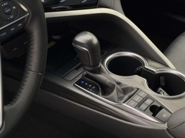 Toyota Camry IX Sedan 2.5 Hybrid Dynamic Force 218KM 2022 Toyota Camry Executive Nawigacja Skorzana tapicerka Kamera cofania Car, zdjęcie 7