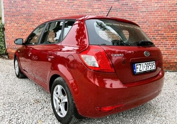 Kia Ceed I Hatchback 5d Facelifting 1.4 DOHC 109KM 2010 Kia Ceed Salon PL 2 wlasciciel czujniki Gwarancja w cenie Warszawa VLAA, zdjęcie 2