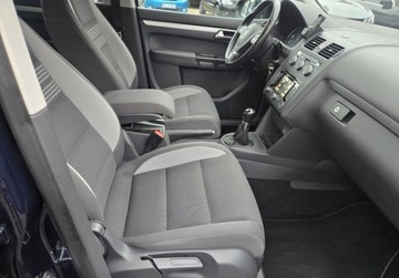 Volkswagen Touran II 1.6 TDI 105KM 2013 Volkswagen Touran swiezo sprowadzony Zarejestrowany Ubezpieczony 1.6, zdjęcie 10