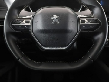 Peugeot 3008 II Crossover Facelifting  1.5 BlueHDi 130KM 2021 Peugeot 3008 automat navi kamera tempomat, zdjęcie 20