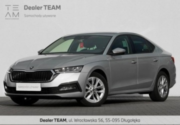 Skoda Octavia IV Liftback 1.5 TSI e-Tec Mild Hybrid 150KM 2021 Skoda Octavia Reflektory LED Kamera Keyless Lane Assist Salon PL FVAT