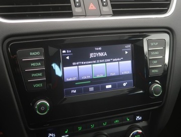 Skoda Octavia III RS 2.0 TSI 220KM 2014 Skoda Octavia RS 2.0 TSI, Skóra, Xenon, Bi-Xenon, zdjęcie 11