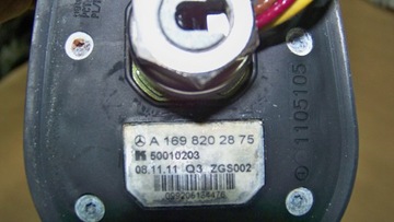 MERCEDES B W245 07R ANTÉNA