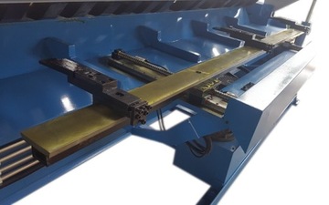 СЕГМЕНТОГИБОЧНАЯ МАШИНА 2x3000 2D КОНТРОЛЛЕР