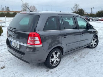 Opel Zafira B 1.8 ECOTEC 140KM 2012 Opel Zafira LiFt 1.8 140KM 7-osobowa TOP Nawigacja Xeonony Alu Sprawdz, zdjęcie 19